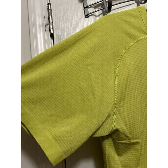 Lululemon Metal Vent Tech Tee Short Sleeve Size Men’s Large Yellow Top Neon - Picture 5 of 14